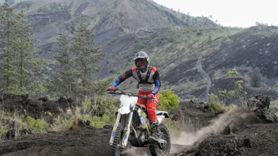 Dirt-Bike-111.jpg